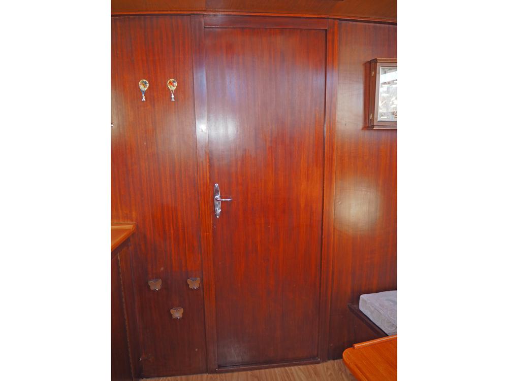 Fore ship, Accommodation